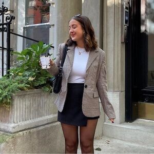 Meet your Posher, Kara